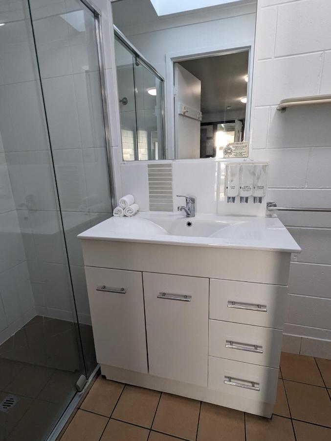 Y Motels Rockhampton Extérieur photo