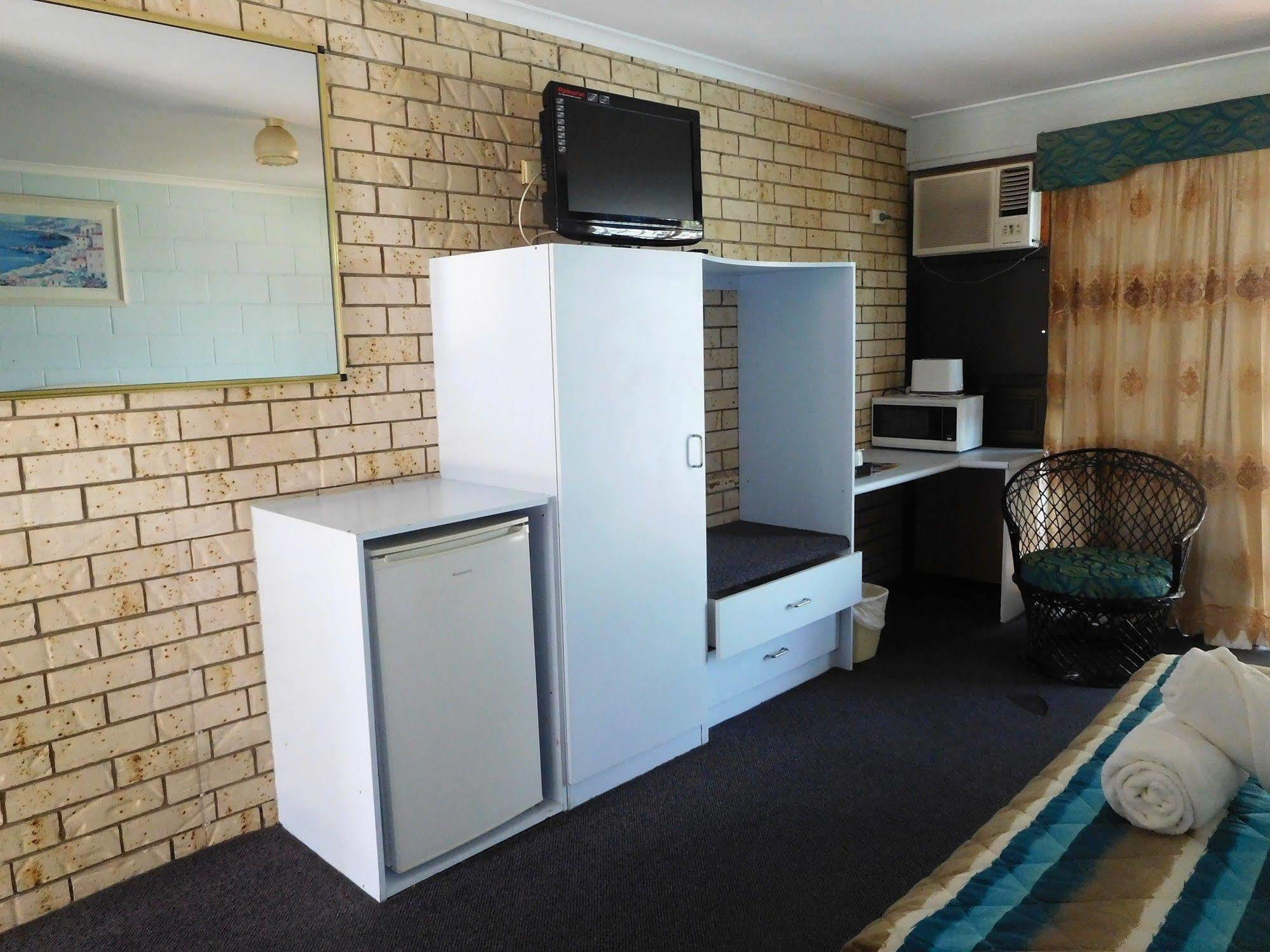 Y Motels Rockhampton Extérieur photo