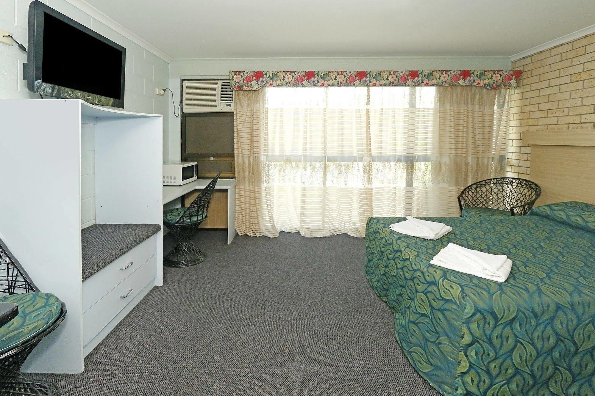 Y Motels Rockhampton Extérieur photo