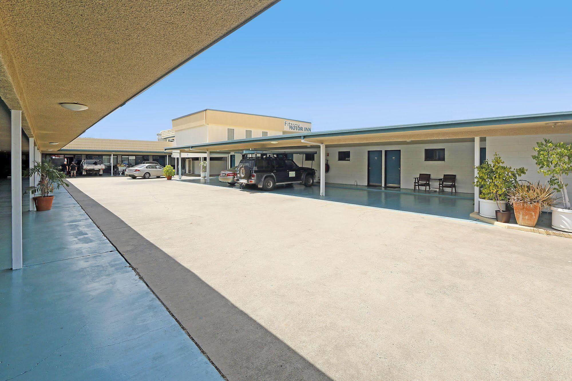 Y Motels Rockhampton Extérieur photo