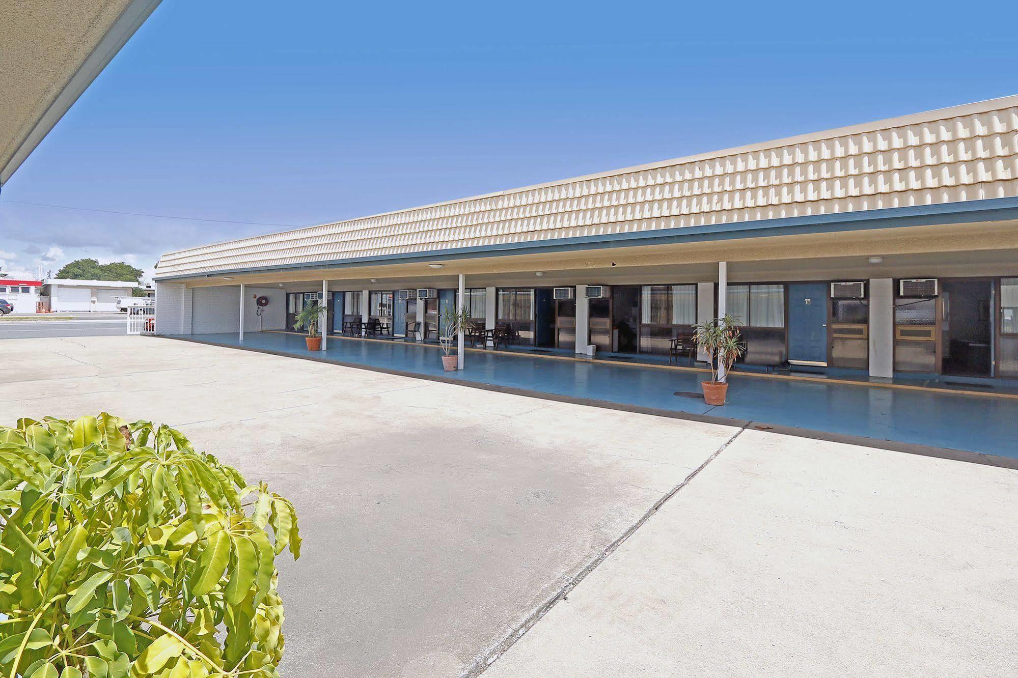 Y Motels Rockhampton Extérieur photo